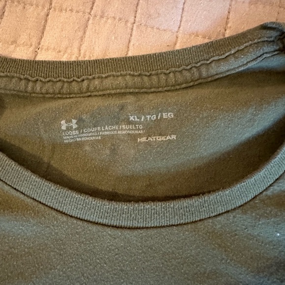 Men’s t- shirt - Picture 2 of 2